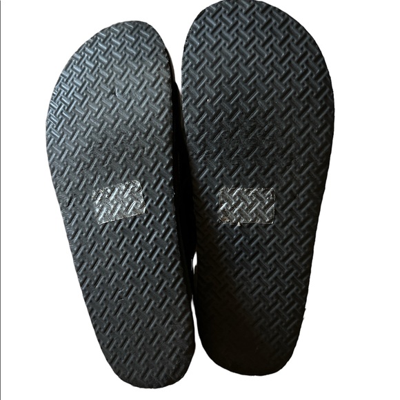 Universal Thread Sandals,11 - Picture 2 of 2